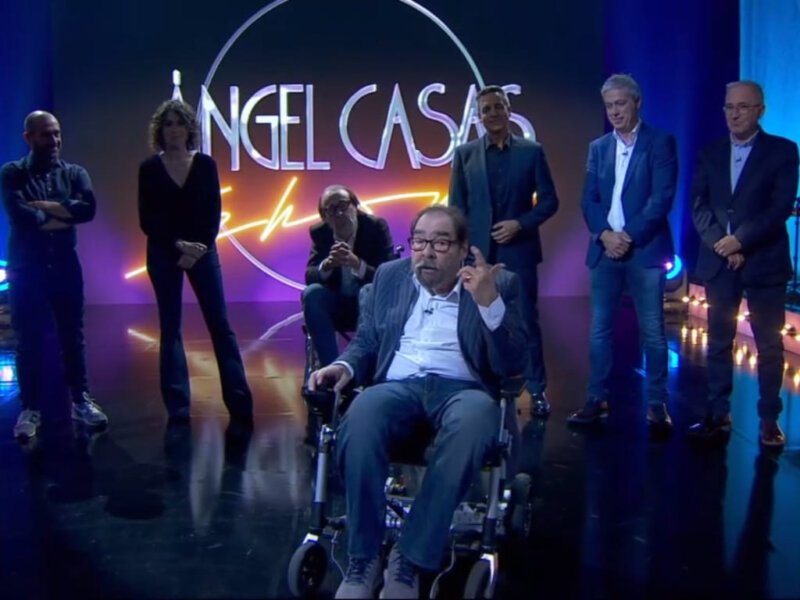You are currently viewing La nit especial sobre Àngel Casas triomfa (20,3%) i dispara a TV3 (17,0%)