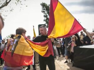Read more about the article <span>TESTIMONI</span> El '30 Minuts' que portarà cua: neonazis a l'exèrcit espanyol?