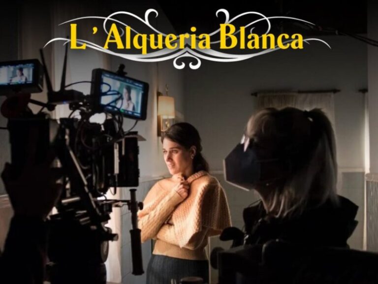 Read more about the article <span>À PUNT</span> La televisió valenciana s'inspira en TV3 i aposta per la sèrie "L'Alqueria Blanca"