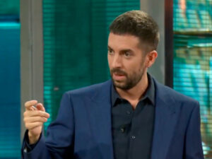 David Broncano parla en català a "La Revuelta" i assegura que "Espanya és un país divers"